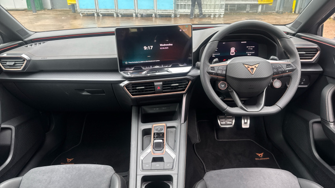 CUPRA Leon 1.5 eTSI 150 V2 5dr DSG [18Inch  alloy] Petrol Hatchback - Image 9